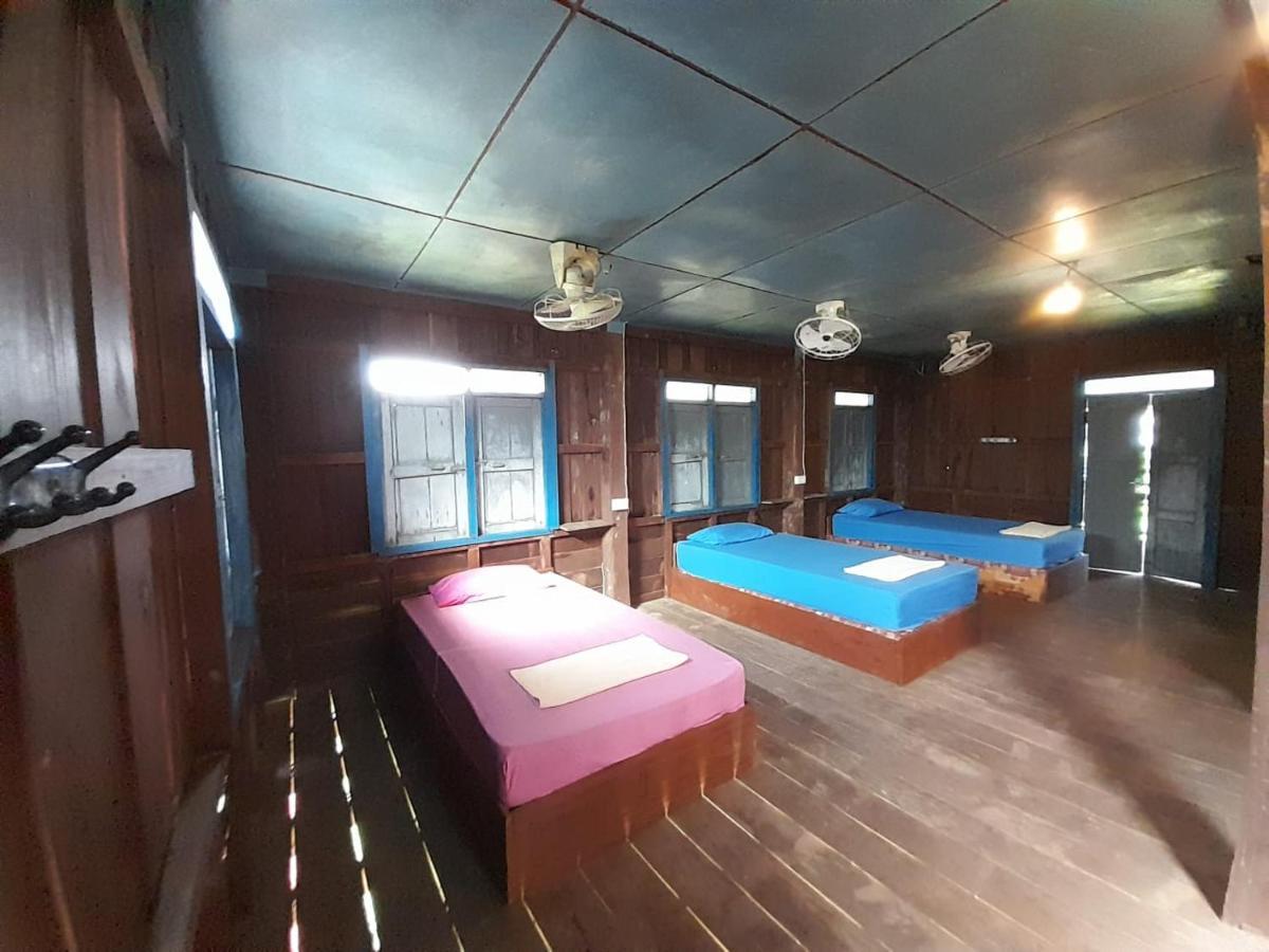 Ban Dondét Ta'S Dorm Dondetホステル エクステリア 写真