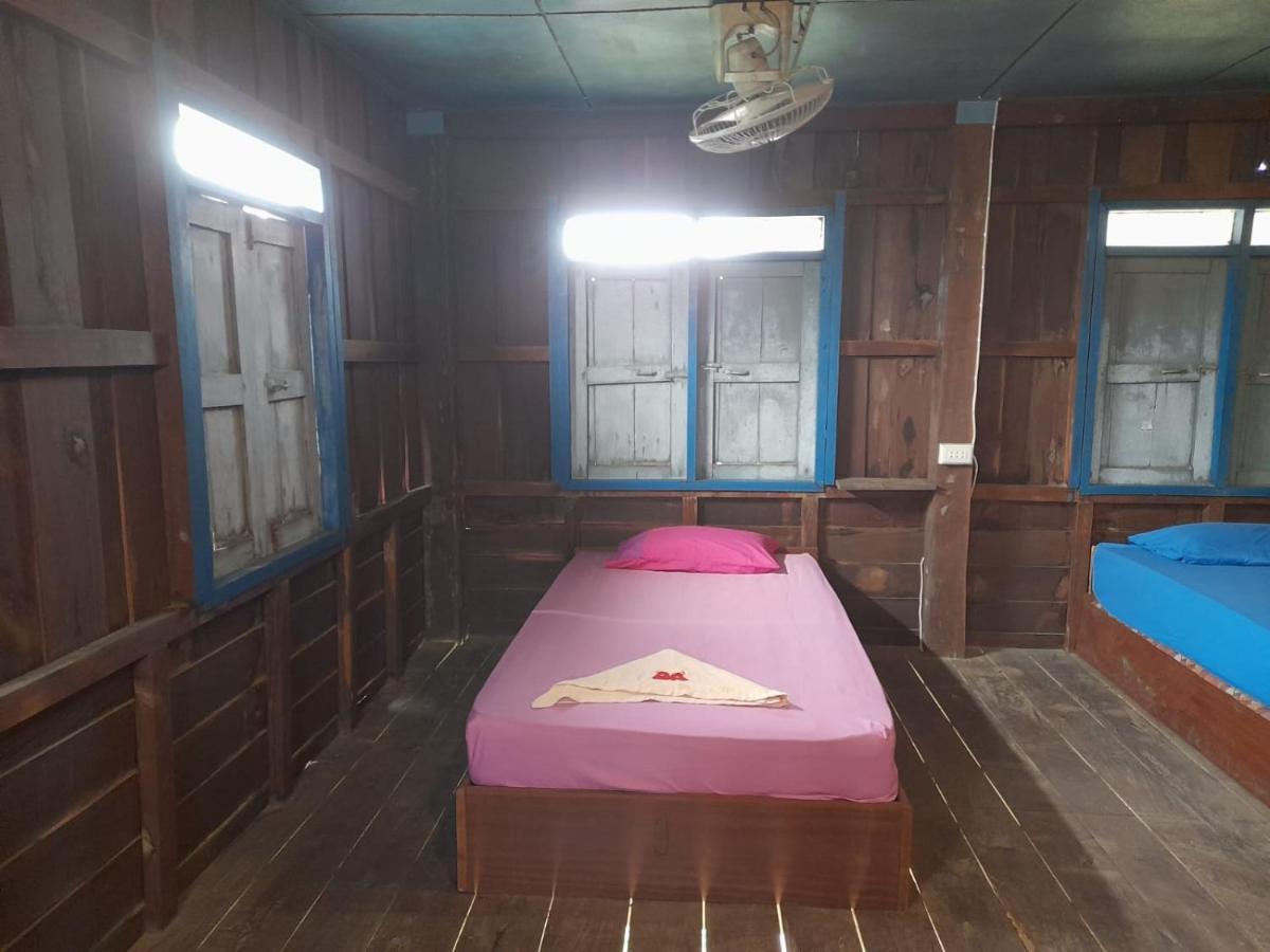 Ban Dondét Ta'S Dorm Dondetホステル エクステリア 写真